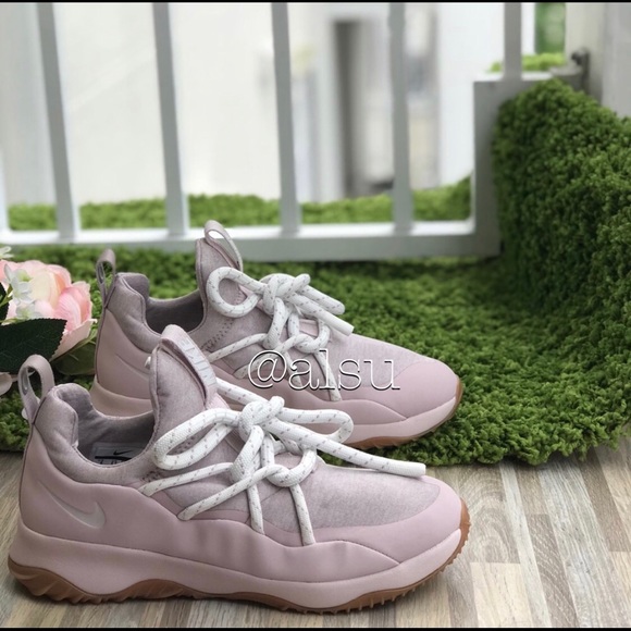 NWT  Nike City Loop Women's Shoe Pink WMNS - Picture 3 of 7